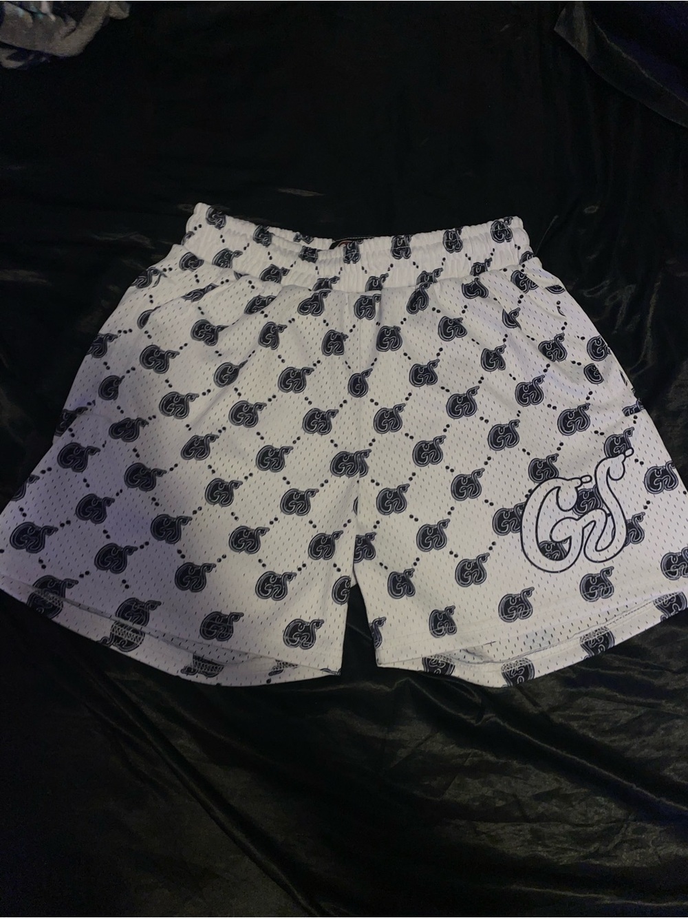 Got Soul Large Men’s White Mesh Athletic Shorts